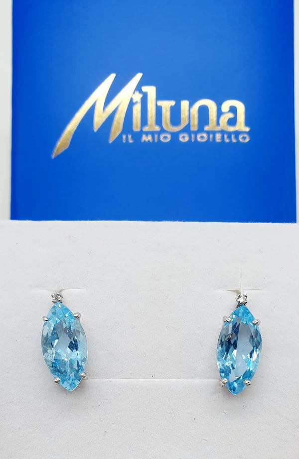 ORECCHINI "MILUNA" ORO BIANCO 18K 750 TOPAZI CT.5,5 E 2 BRILLANTI  DA 0,02 CT GR.4,88 H. 1,6 CM LARG. 7MM