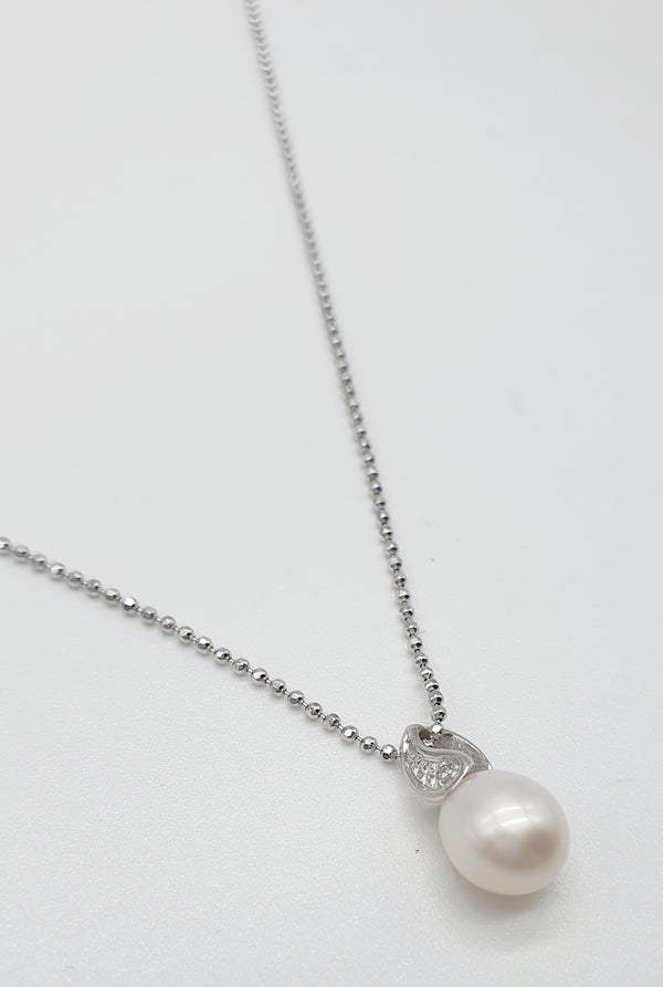 COLLANA ORO BIANCO 18K 750 CON CIONDOLO PERLA GR.4,04